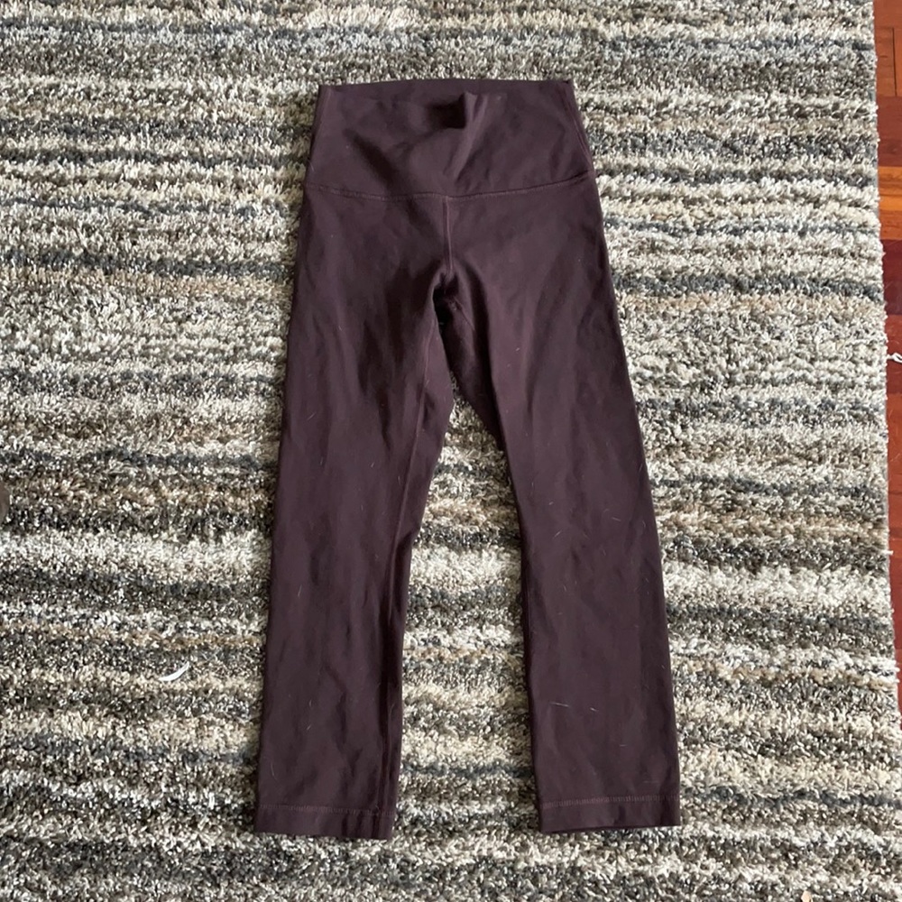 Lululemon plum color leggings